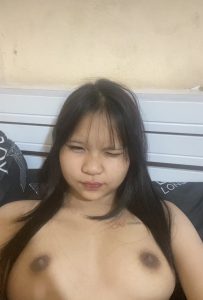 รูปโป๊ น้องตอง วัยรุ่นตัวเล็กเซ็กจัด