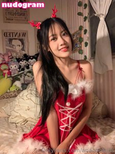 รูปโป๊ Valniez หรือ Anacoolkids ดาว Onlyfans อย่างแซ่บ